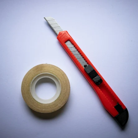 Металлический держатель для лезвий